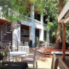 Photo de la terrasse du café l'Oasis Café, Tuléar, Madagascar