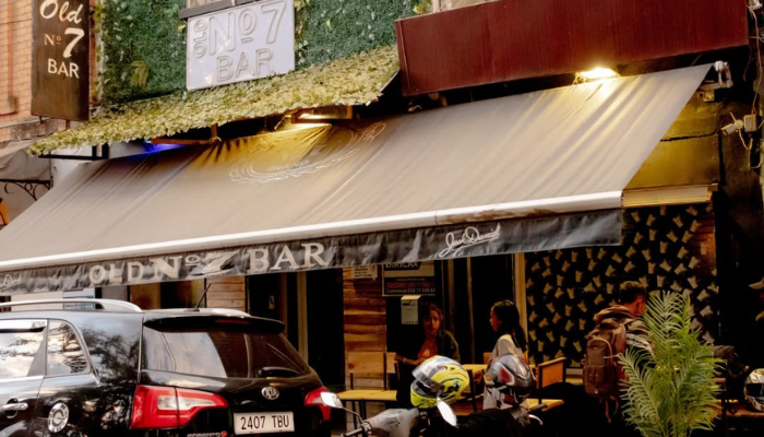 Photo de l'extérieur du Old 7 bar, Antananarivo, Madagascar