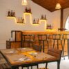 Photo de l'intérieur du restaurant le Kozi bistro à Fianarantsoa, Madagasacar