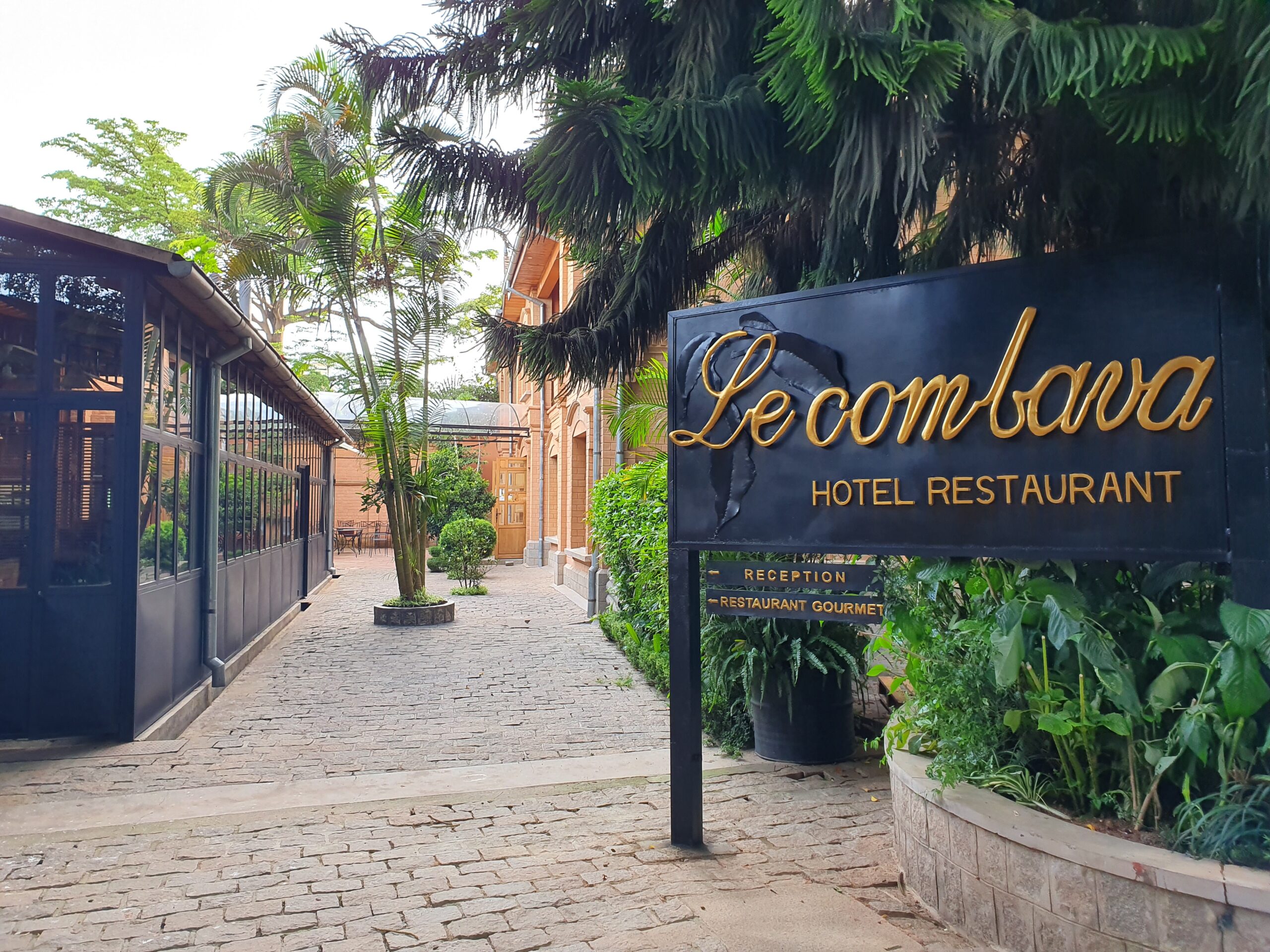 Photo de la devanture du Restaurant Le Combava à Antananarivo, Madagascar