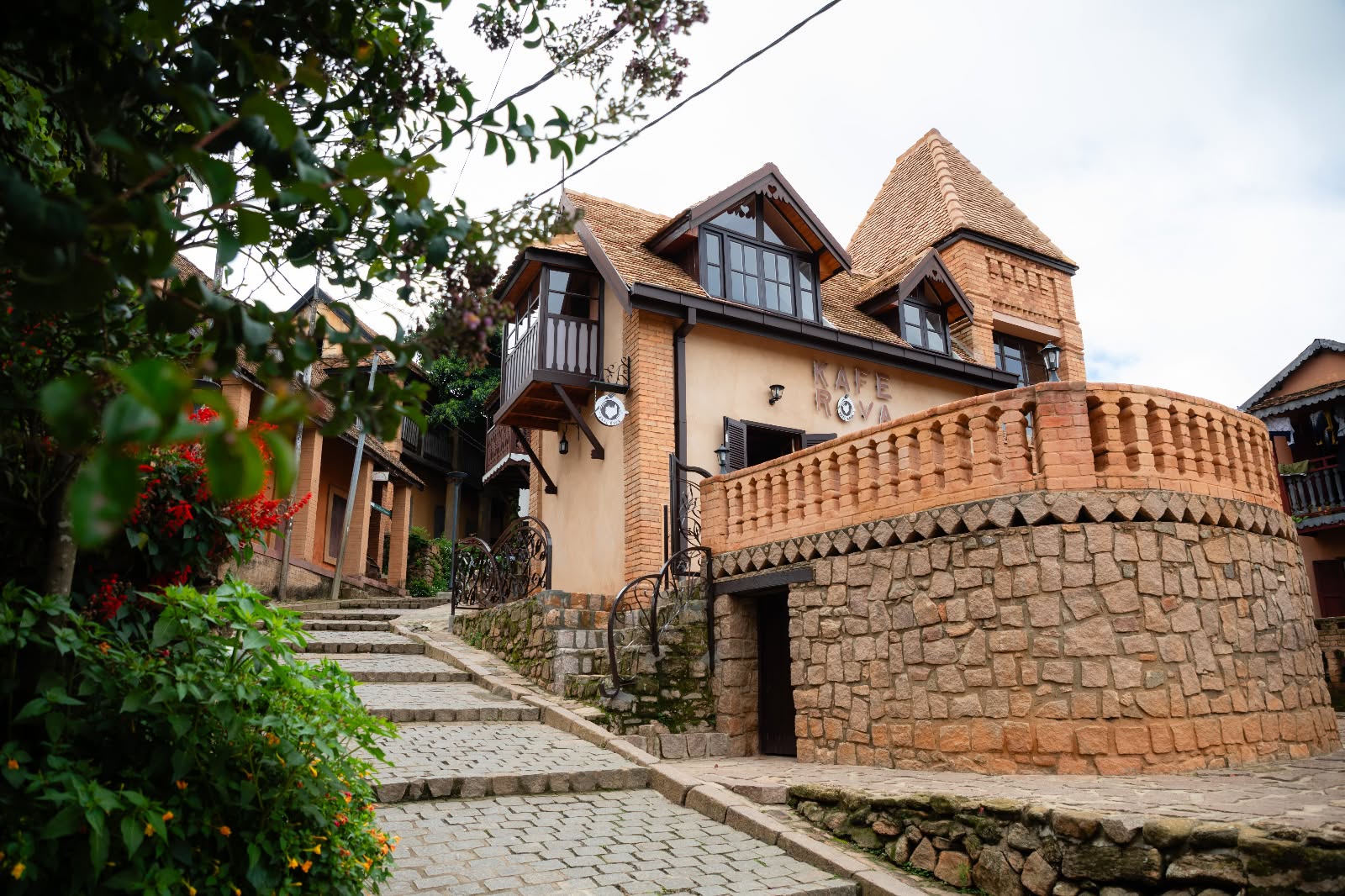 kafe rova, fianarantsoa, madagascar