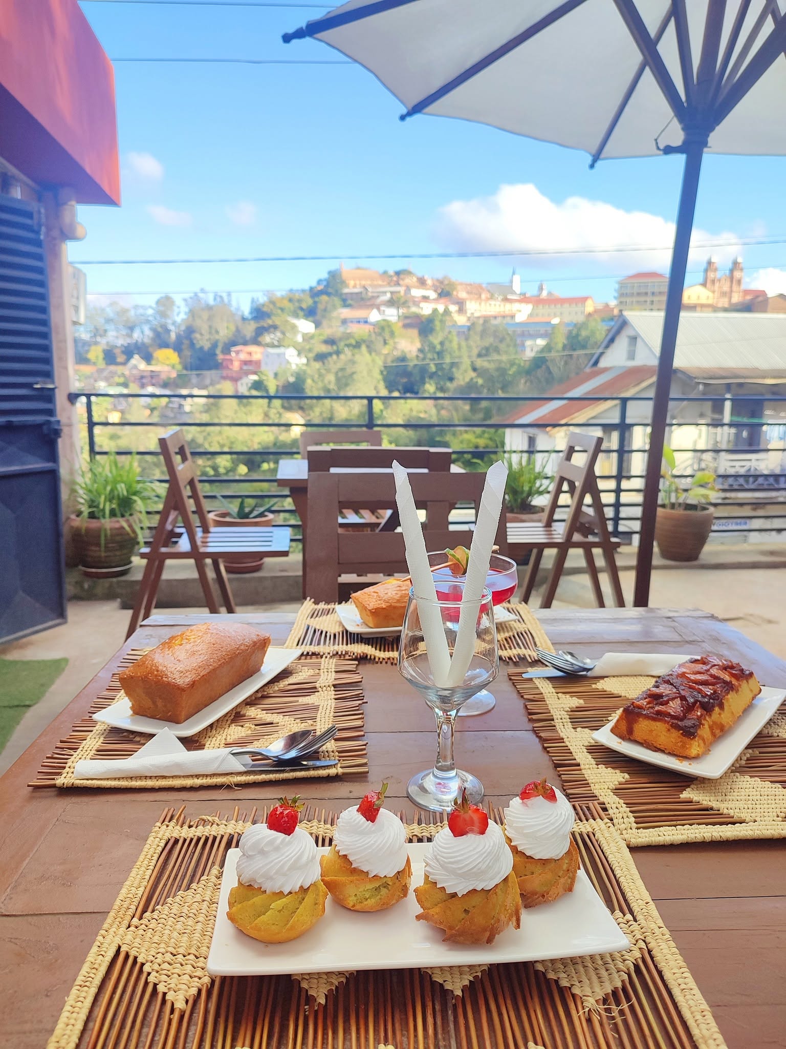 lucia restaurant & lougne, fianarantsoa, madagascar